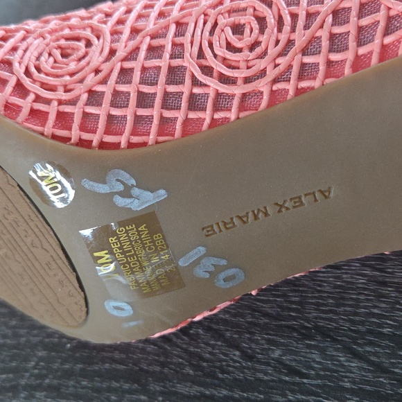 Alex Marie ASHTON Coral Crochet Pointed Kitten Heels with Buckle 10M Coral PINK - Picture 12 of 16